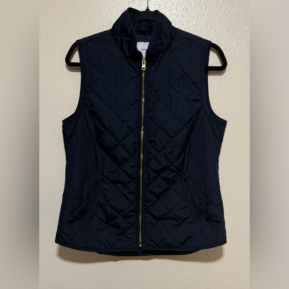 Old Navy Navy Quilted Vest Lightweight Puffer Zip Front Layering Jacket Size M - Picture 2 of 4